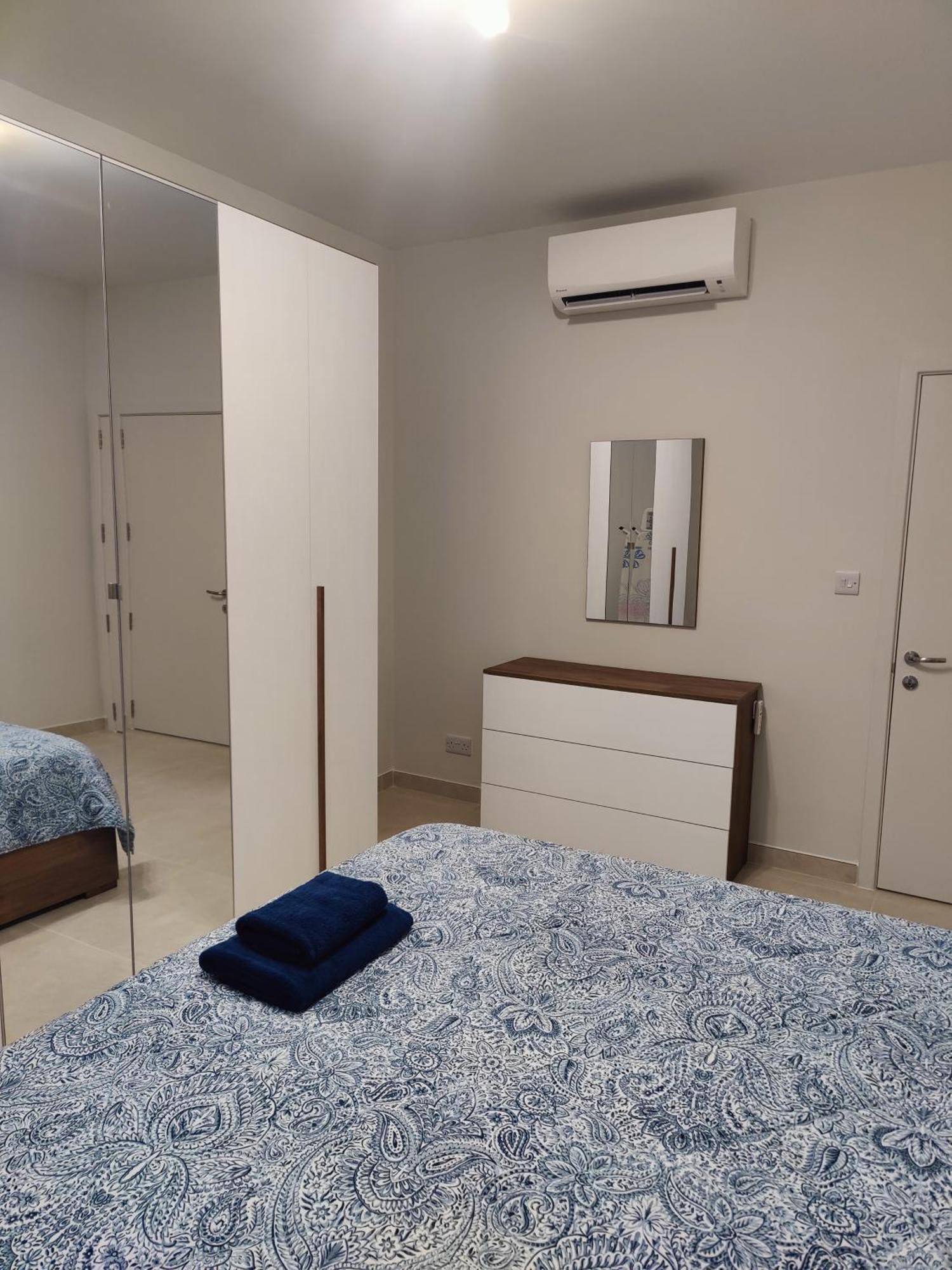 The Palm Court Apartment เซนต์พอลส์เบย์ ภายนอก รูปภาพ